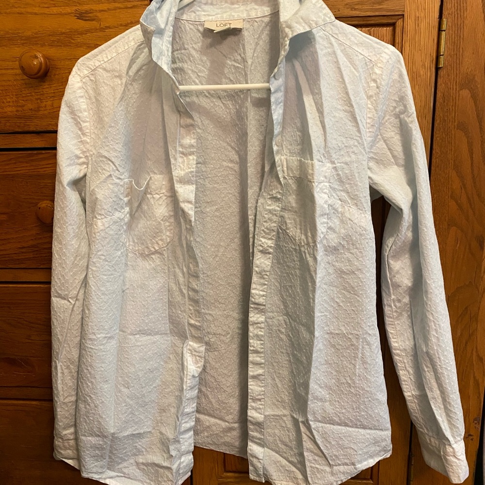 Loft brand long sleeve button up. Size small